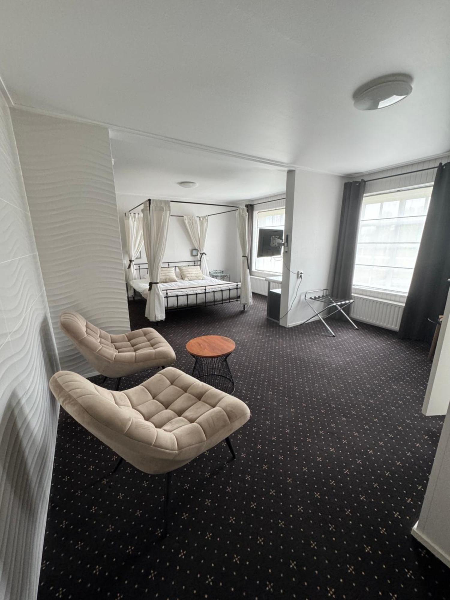 슬루이스 Ouwe Schuure B&B 외부 사진