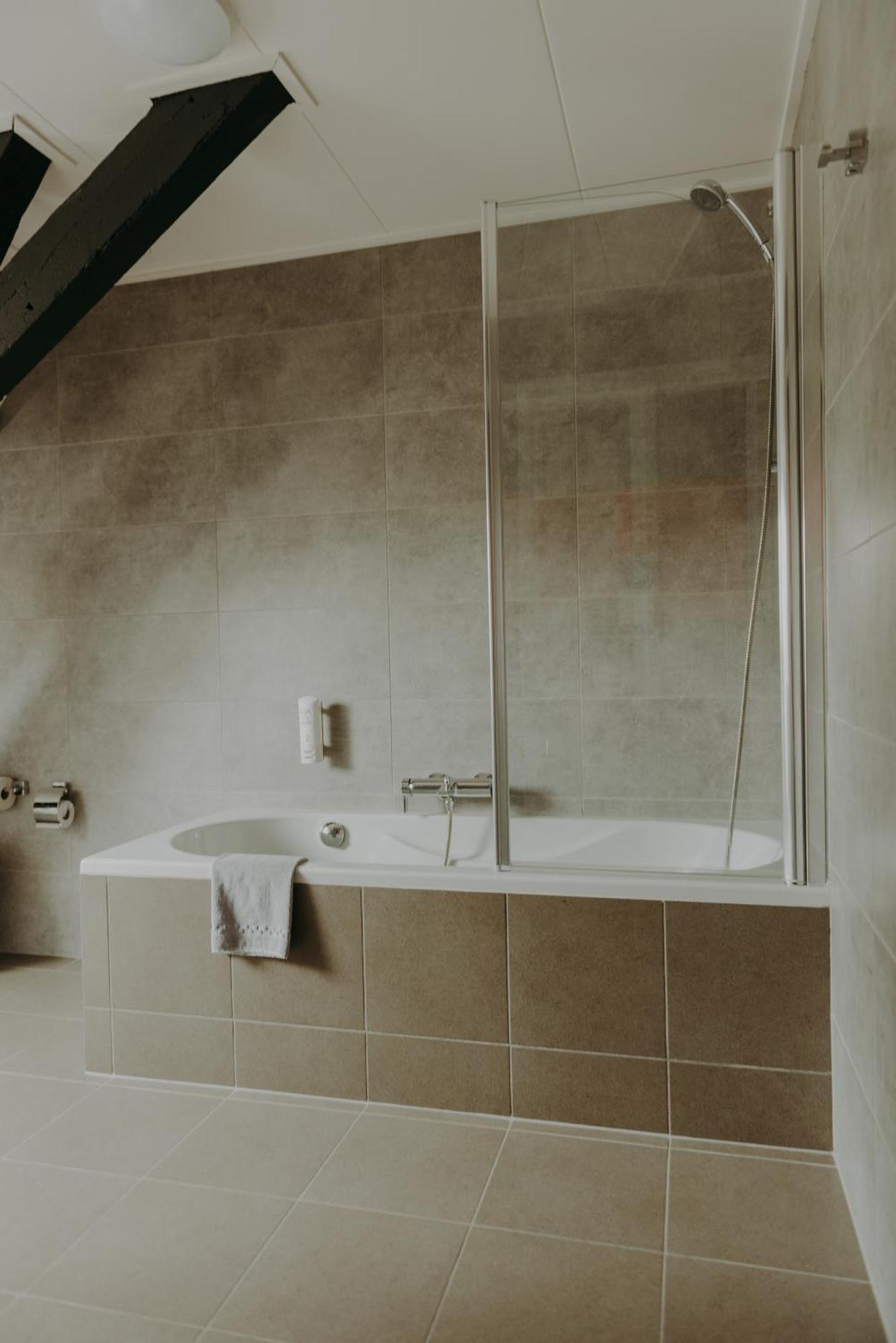 슬루이스 Ouwe Schuure B&B 외부 사진